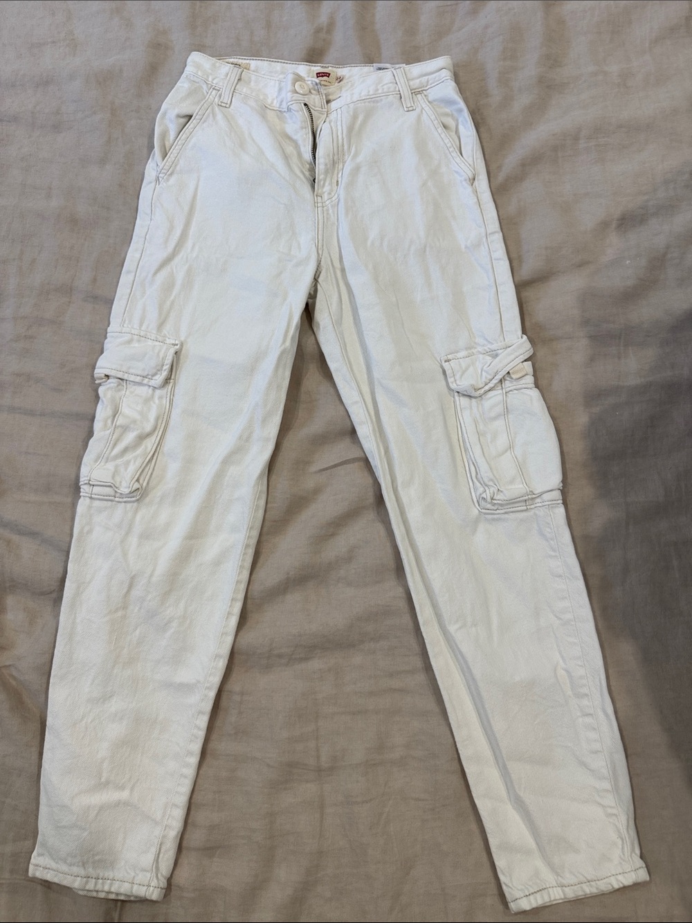 Levi's Off-White High-Rise Jeans